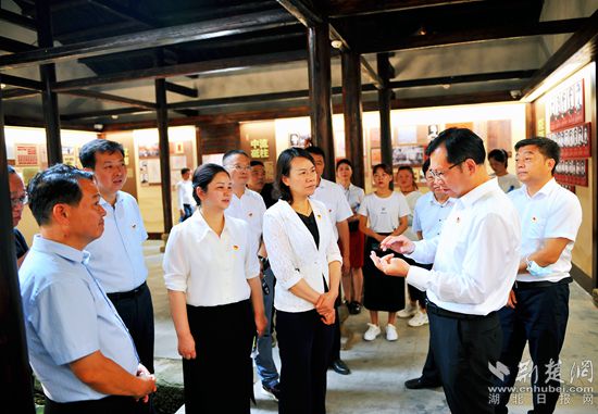 7.紅安縣委副書(shū)記、縣長(zhǎng)胡廣介紹紅安縣文旅事業(yè)發(fā)展規(guī)劃_副本.jpg