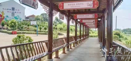 高垴村廉政文化長(zhǎng)廊.jpg