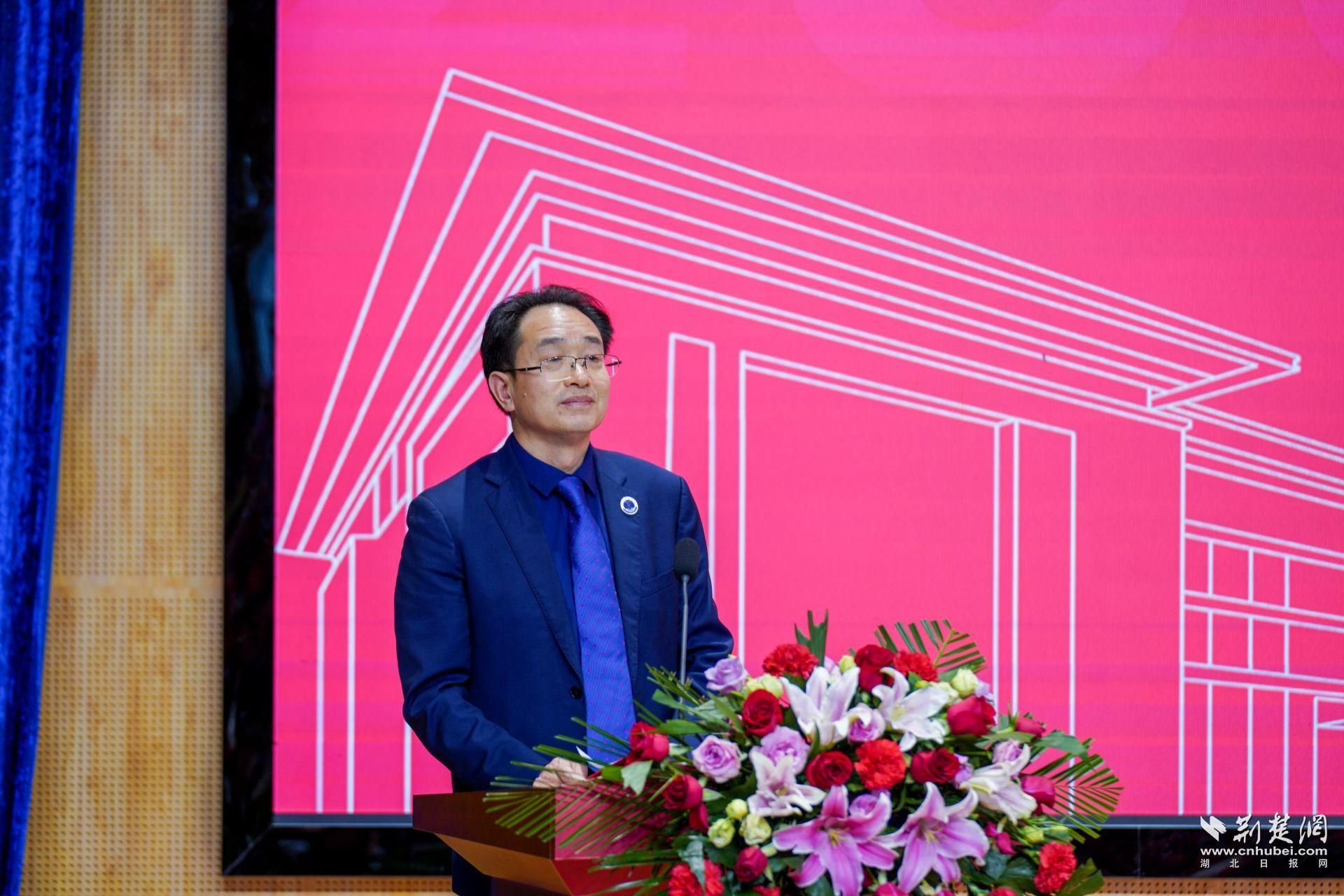 馬校 發(fā)言特寫.jpg.jpg