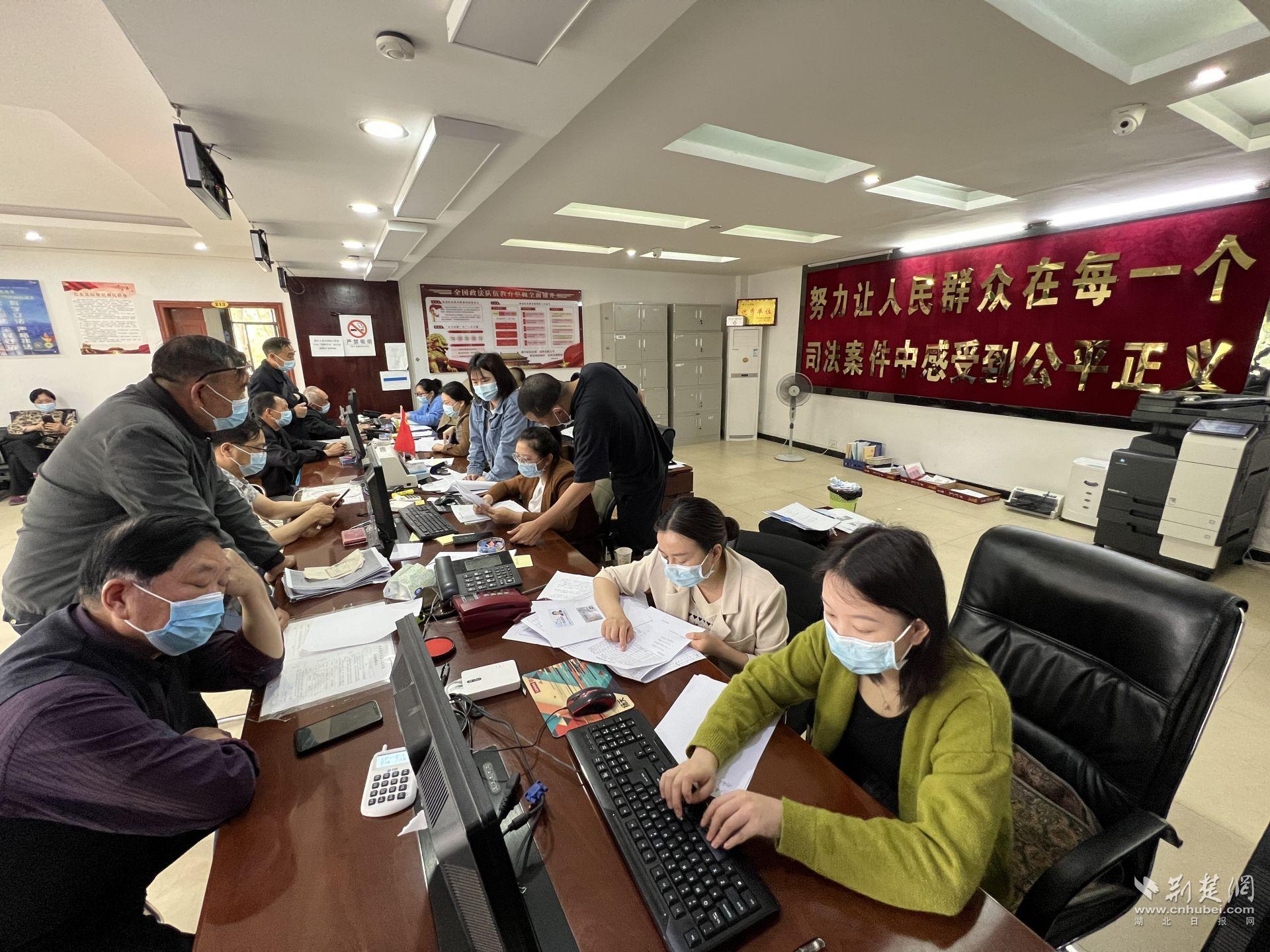 分調(diào)裁審化解多起糾紛.jpg.jpg