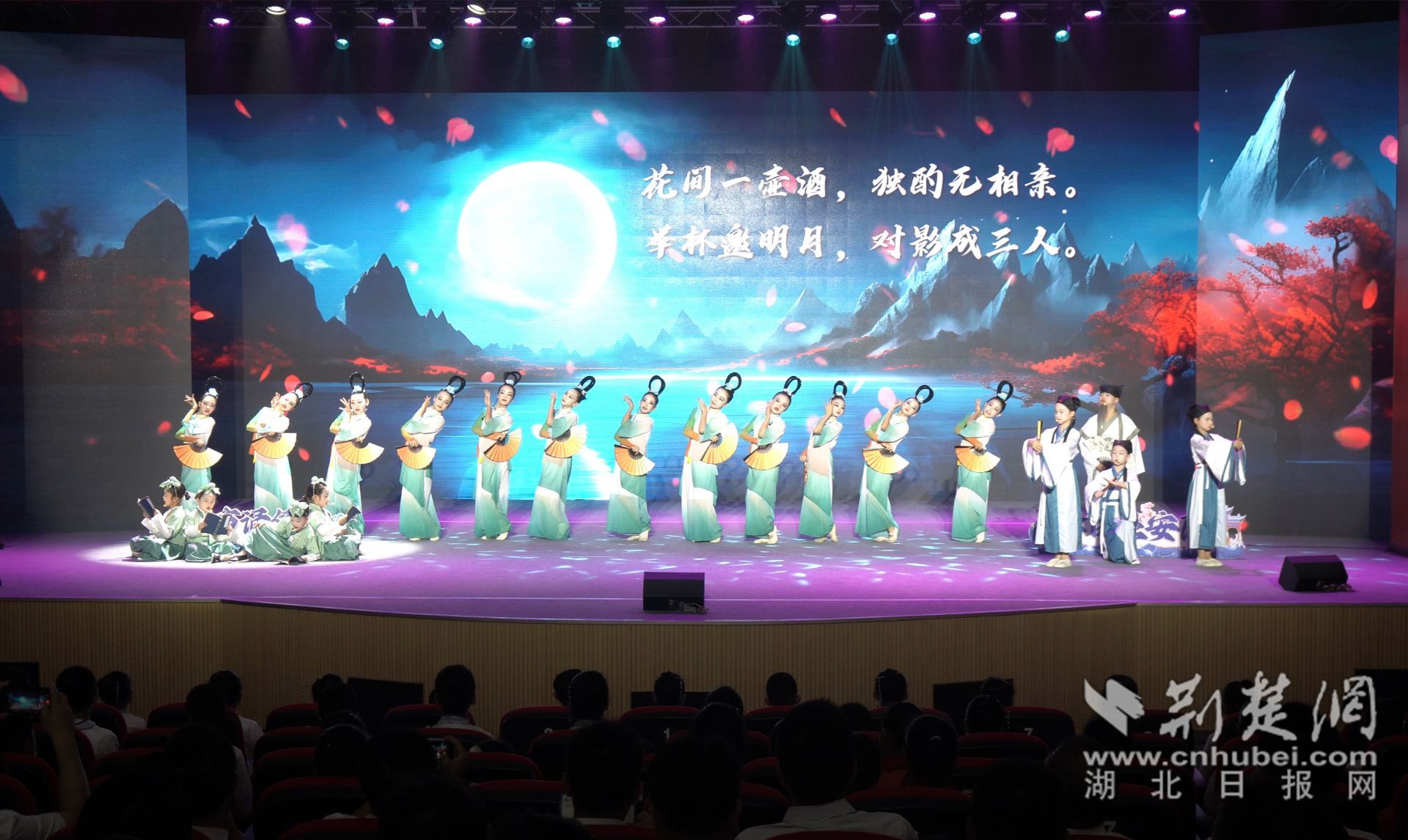 0ee3b89ffaaa6160289918f17fcb400_副本.jpg.jpg