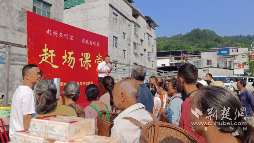 正在上傳...