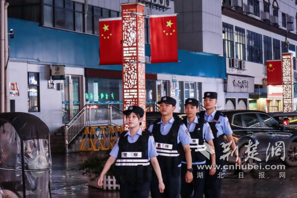 正在上傳...