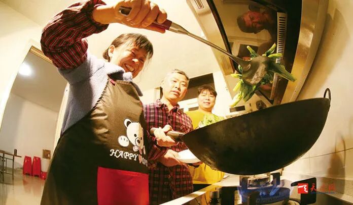 農(nóng)村居民用上天然氣。.jpg